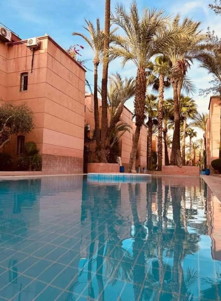 Duplex Style Riad Residence Avec Piscines マラケシュ エクステリア 写真